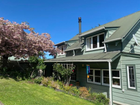 Cherry Tree Cottage Lawrence